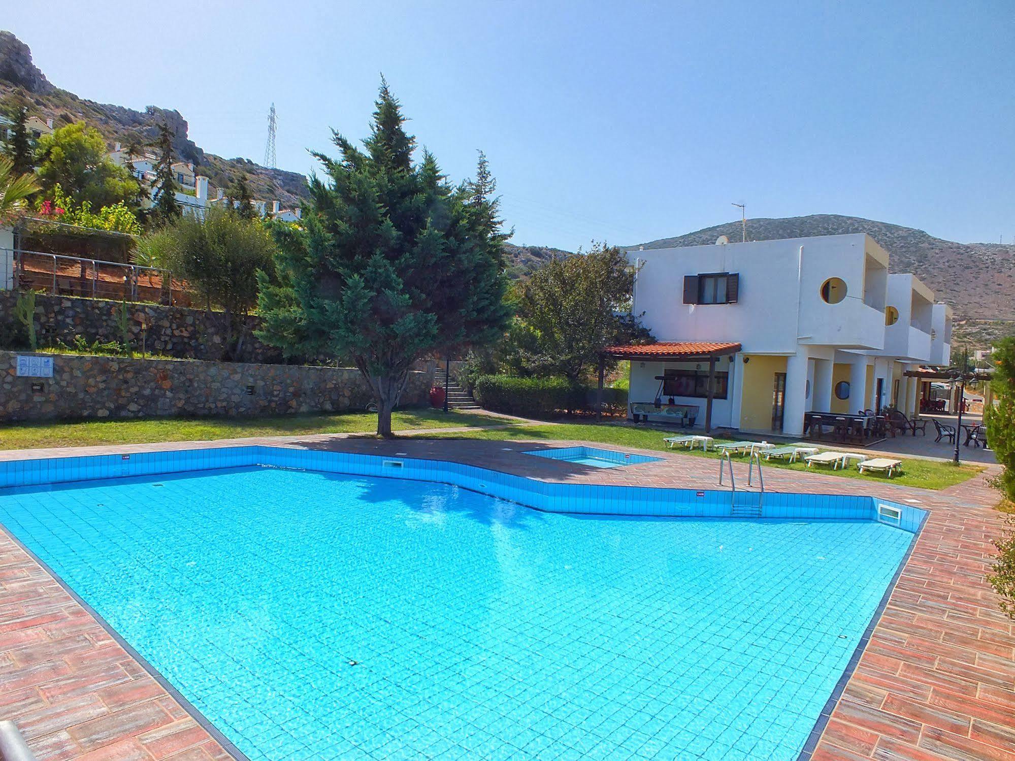 Golden Villas - Hotel Apartments & Villas Chersonissos Buitenkant foto